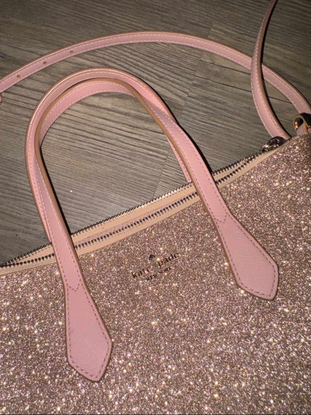 Kate Spade ♠️ Glitter Purse Crossbody - Picture 2 of 6